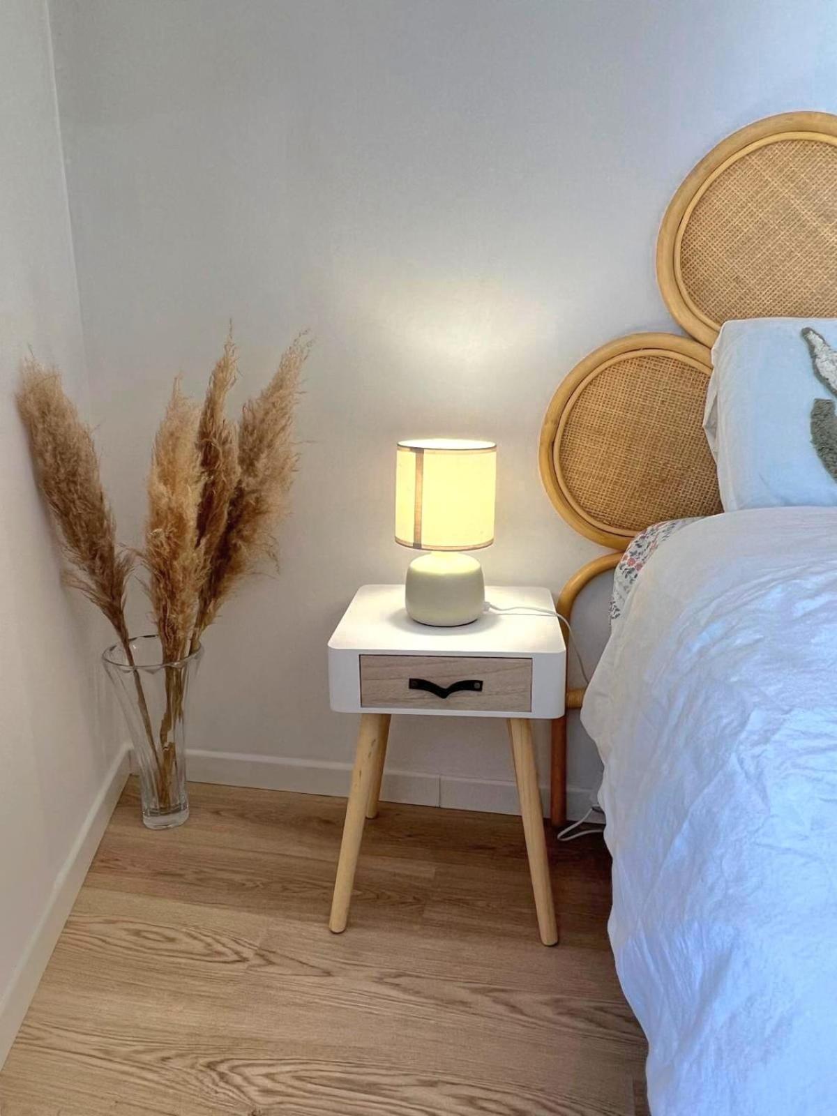 Appartement Elegant Et Lumineux Romainville Exteriör bild