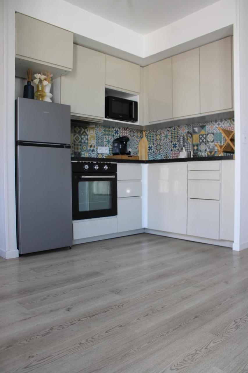 Appartement Elegant Et Lumineux Romainville Exteriör bild
