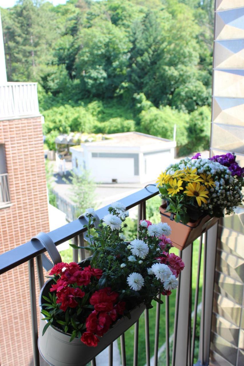 Appartement Elegant Et Lumineux Romainville Exteriör bild